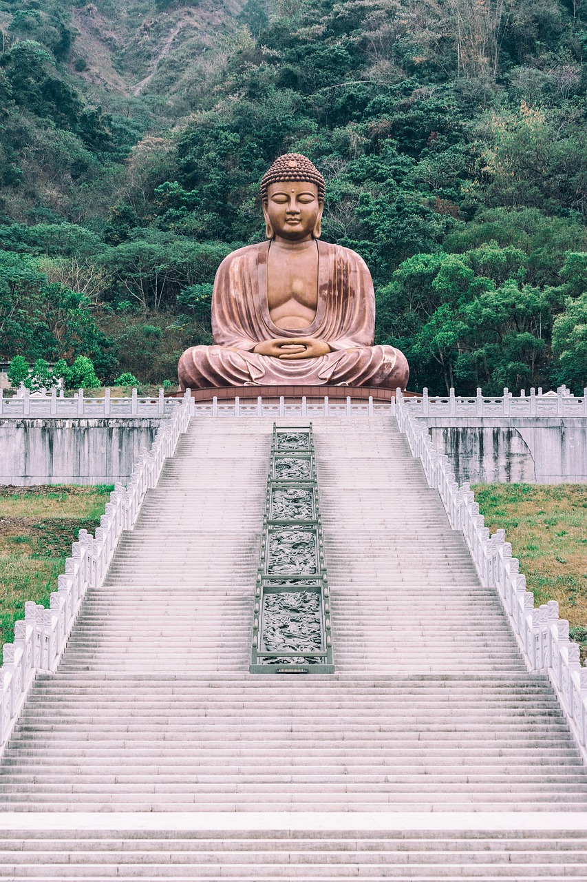 entdecken sie die transformative kraft der meditation für ihre mentale und körperliche gesundheit. lernen sie techniken zur entspannung, stressbewältigung und innerem frieden. beginnen sie noch heute ihre reise zu mehr achtsamkeit und wohlbefinden.