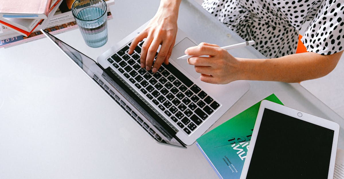 entdecken sie die welt des online-geschäfts! erfahren sie, wie sie erfolgreich ein unternehmen im internet aufbauen, digitalisieren und wachsen können. tipps, strategien und trends für ihre online-unternehmungen.