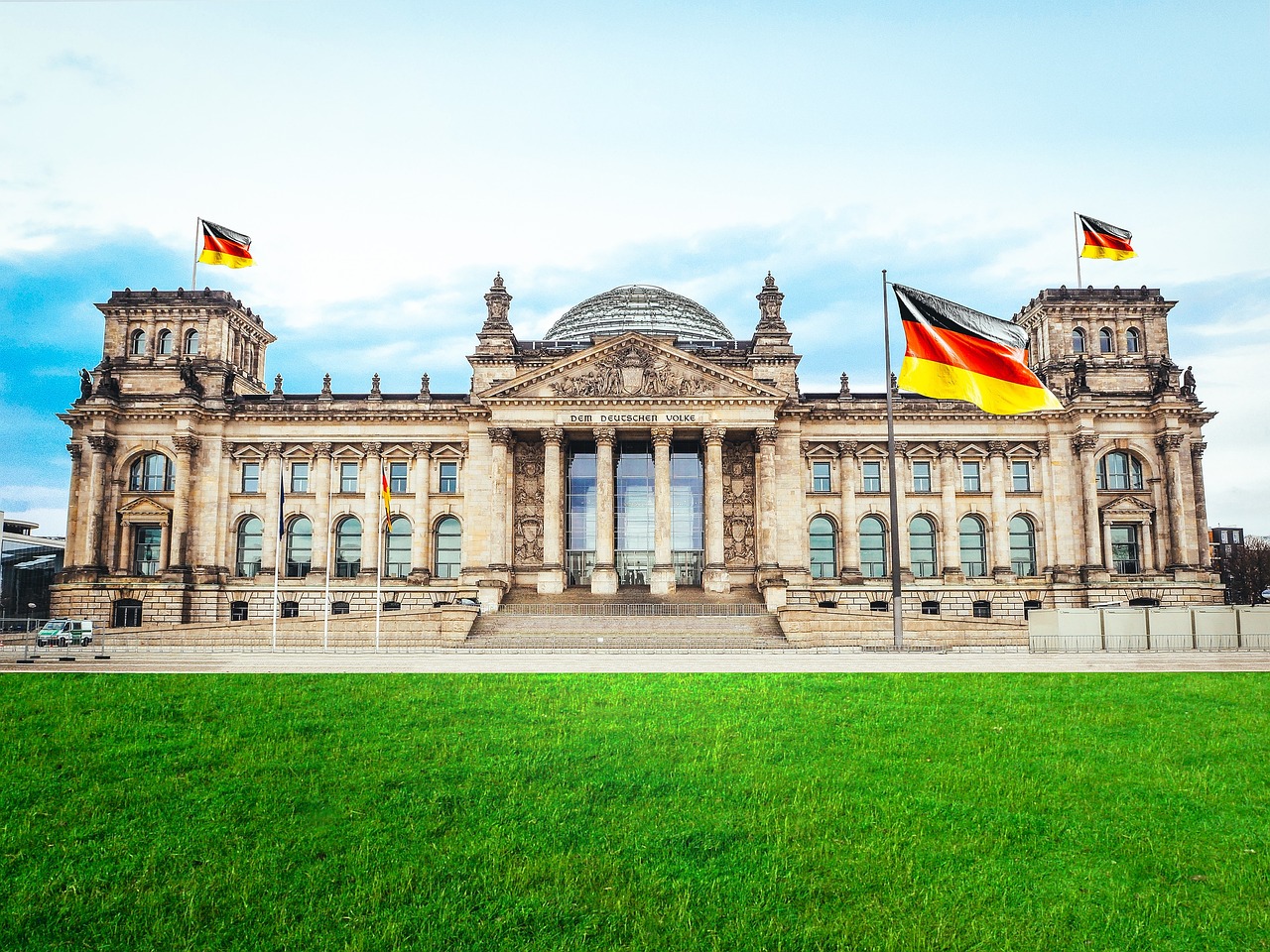 entdecken sie die merz-regierung und erfahren sie mehr über ihre politischen strategien, visionen und ziele für die zukunft deutschlands.