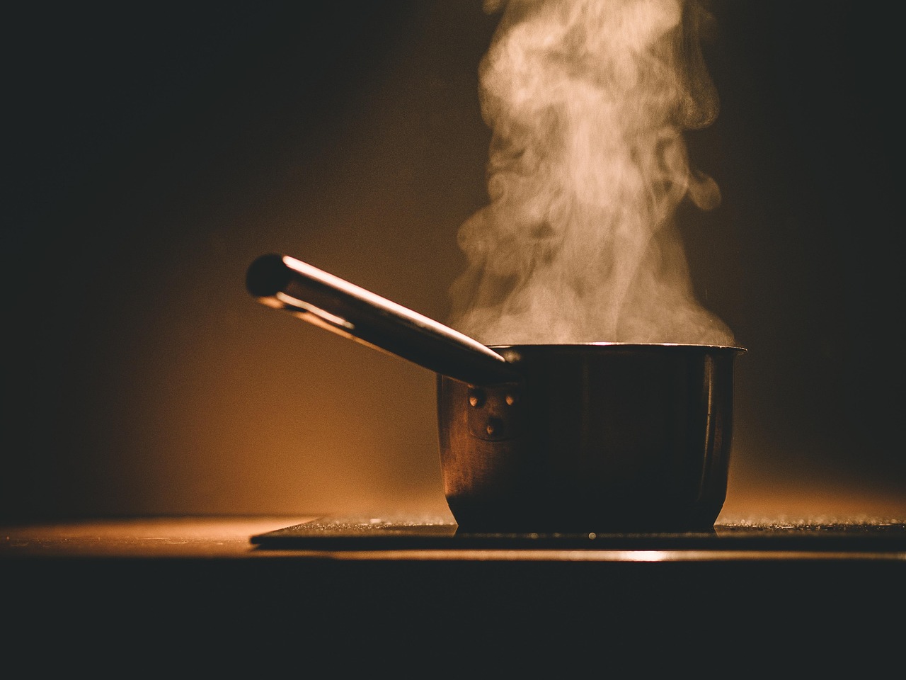 Essen aus dem Slow Cooker: Langsame Küche für eilige Tage