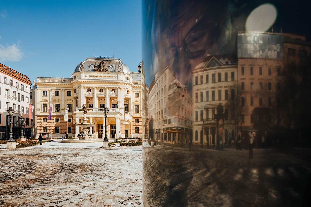 Eine faszinierende Nacht im Berliner Theater: Reise mit Frank Castorf, Vegard Vinge und Henrik Ibsen