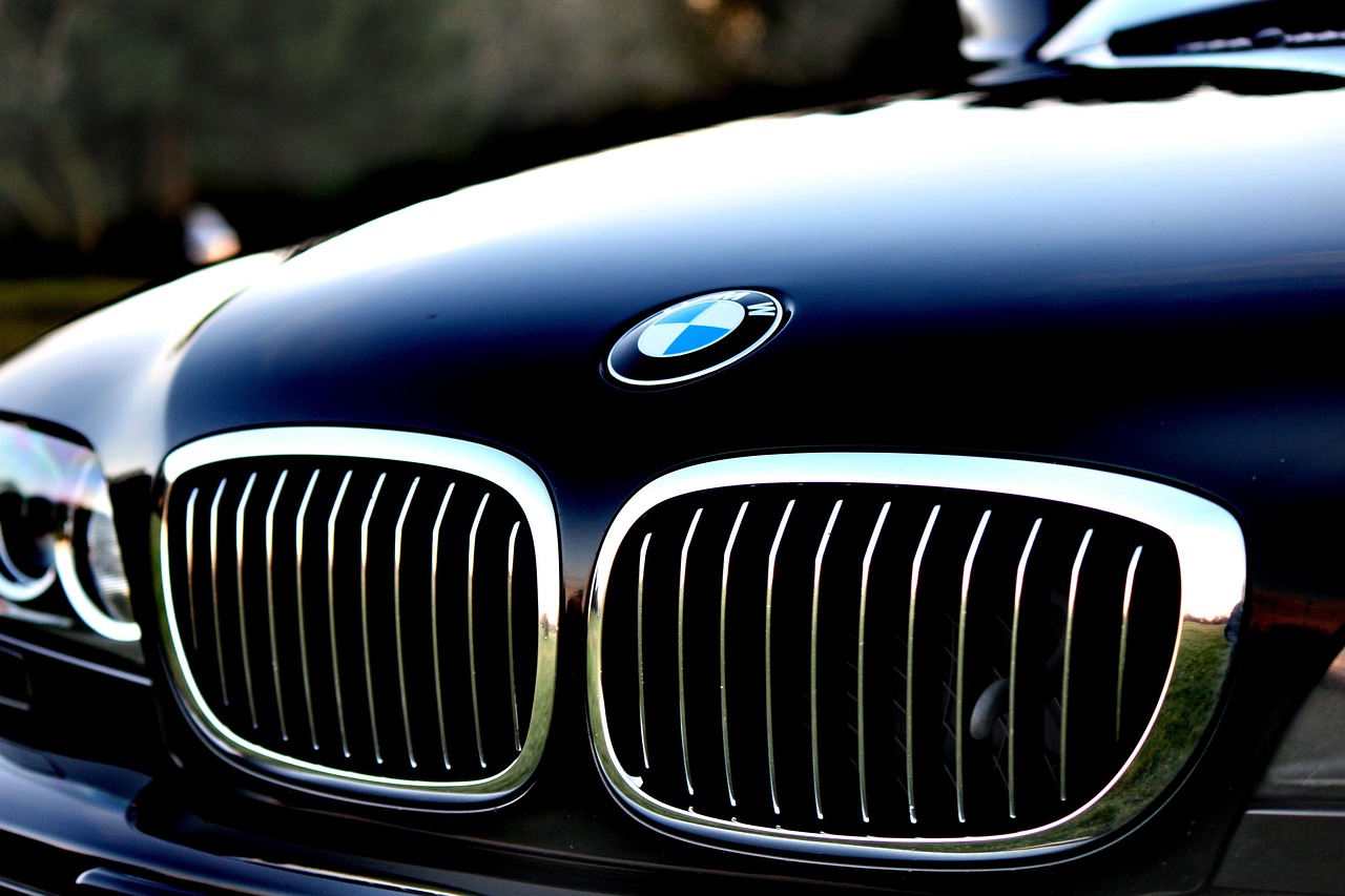 Entdecke die BMW Lifestyle-Kollektionen 2020: Ein Magazin über BMW und Tuning-Trends