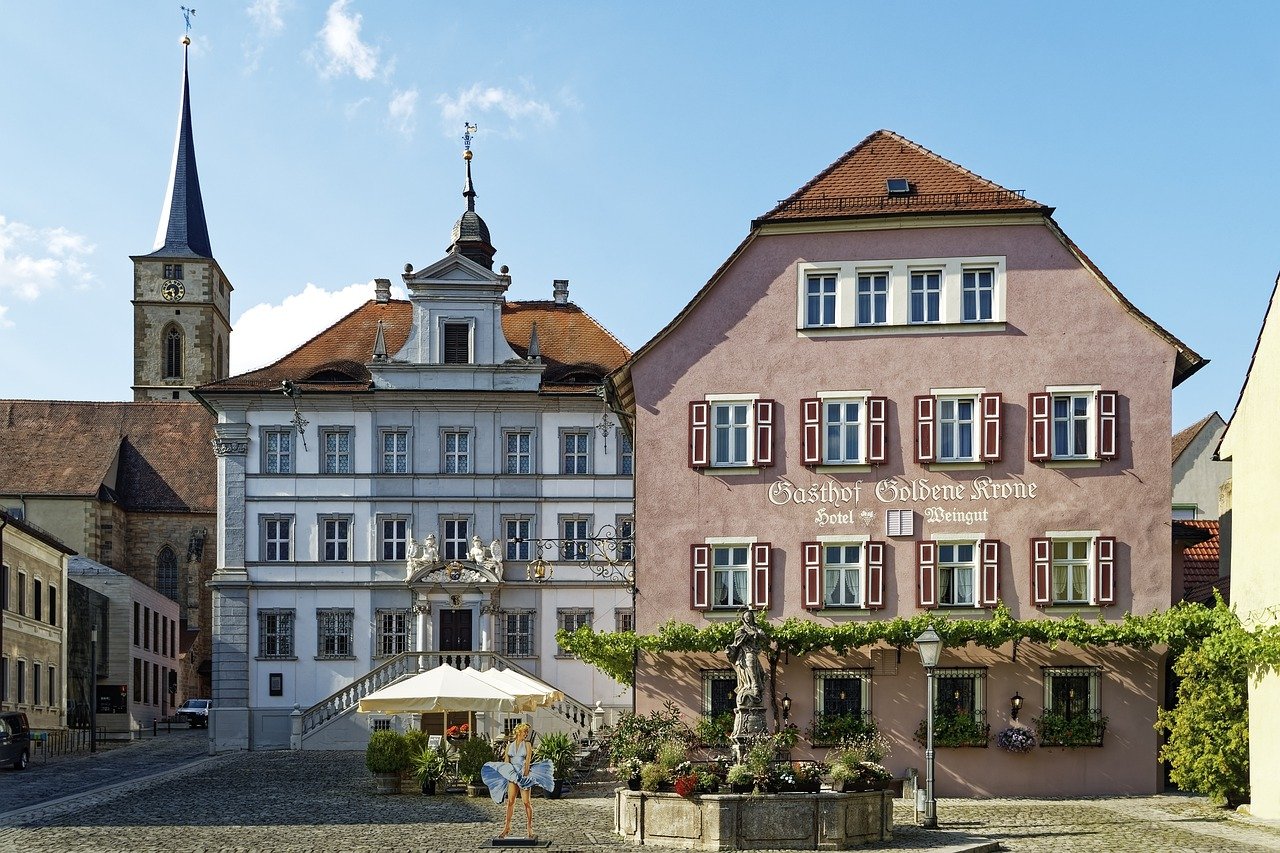 Archivtag in Bayern: Bierkonflikte, Klostergerichte und die Geschichte der Brezen