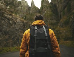 entdecken sie die freiheit des backpacking! erleben sie abenteuerliche reisen, erleben sie neue kulturen und finden sie die besten tipps für ihre nächste wanderung durch einige der schönsten landschaften der welt.