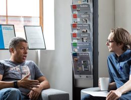 erfahren sie alles über die derzeitigen koalitionsgespräche in deutschland, die politischen strategien und potenziellen allianzen, die die zukunft des landes beeinflussen könnten.