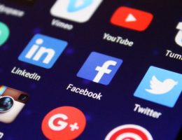 entdecken sie, wie sie eine starke online-präsenz aufbauen können, um ihre marke zu stärken, kunden anzuziehen und im digitalen zeitalter erfolgreich zu sein.