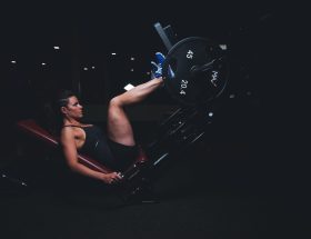 entdecken sie die besten fitness-tipps und -tricks für ein gesünderes leben. erfahren sie mehr über training, ernährung und motivation, um ihre fitnessziele zu erreichen.