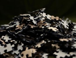 entdecken sie spannende escape game abenteuer! lösen sie knifflige rätsel, arbeiten sie im team und entkommen sie gemeinsam aus herausfordernden escape rooms. perfekt für freunde, familie und teambuilding.