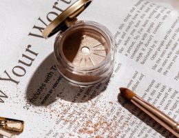 entdecken sie die welt der funktionellen kosmetik: innovative produkte, die pflege und wirksamkeit vereinen, für sichtbar gesunde und schöne haut. jetzt mehr erfahren!