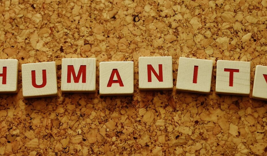 entdecken sie, was menschlichkeit wirklich bedeutet – von mitgefühl und empathie bis zu gemeinsamen werten und der kraft des menschlichen zusammenhalts. mehr über die bedeutung von humanity erfahren.