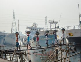 erfahren sie alles über handelsverhandlungen: wichtige strategien, aktuelle entwicklungen und praktische tipps für erfolgreiche ergebnisse im internationalen handel.