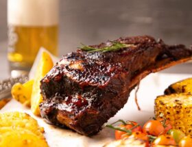 lernen sie in unserem food styling workshop, wie sie speisen stilvoll und ansprechend präsentieren. perfekt für food-fotografie und kochkünstler!