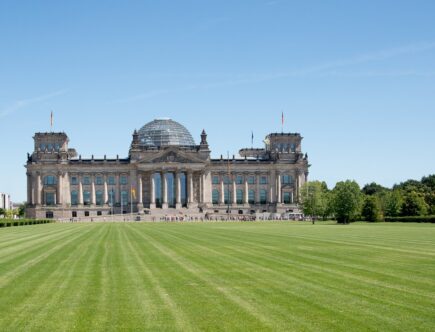 erfahren sie alles über die deutsche politik: aktuelle entwicklungen, wichtige parteien und bedeutende politische ereignisse in deutschland.