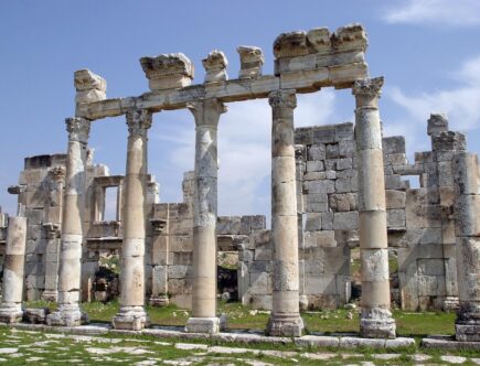 entdecken sie aktuelle nachrichten, hintergrundinformationen und analysen zur lage in syrien. bleiben sie informiert über politische entwicklungen, humanitäre situationen und kulturelle aspekte dieses landes im nahen osten.