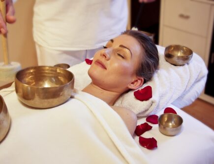 entspannen sie sich mit unseren hochwertigen massage-matten, die gezielte muskelentspannung und wohlbefinden bieten. ideal f&uuml;r zuhause und unterwegs.