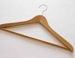 entdecken sie nachhaltiges hausdesign f&uuml;r umweltfreundliches, energieeffizientes und modernes wohnen. gestalten sie ihr zuhause zukunftssicher und ressourcenschonend.