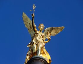 entdecken sie die rolle und aufgaben eines botschafters: verbindungsbr&uuml;cken zwischen nationen, f&ouml;rderung internationaler beziehungen und diplomatischer austausch.